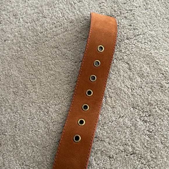 J.Crew Wide D-Ring Belt in Italian Suede - Picture 3 of 4